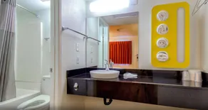 Motel 6-Pomona, CA - Los Angeles - Badrum