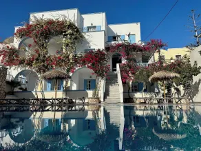 Artemis Hotel - Pool