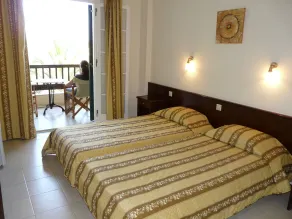 Fiori Hotel - Room