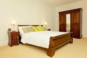 Kings Arms Hotel - Room