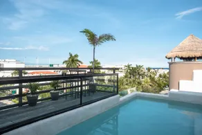 Maui Hostels Playa del Carmen - Piscine