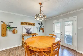 Near Lake Dardanelle: Updated Home w/ Large Yard! - Innenbereich