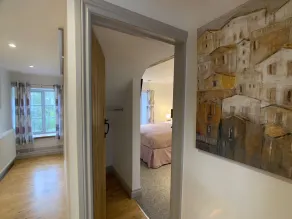Swan House Tea Room and Bed & Breakfast - Room
