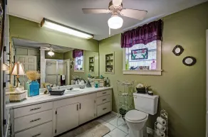 Clyde and Marie's Bed & Breakfast - Salle de bain