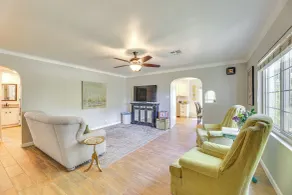 Historic District Home w/ Patio & Yard in Mesa! - Innenbereich