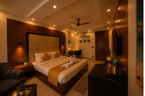 HUE GUH The Porto Candolim - Habitación