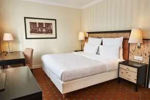 Steigenberger Icon Grandhotel Belvédère - Chambre