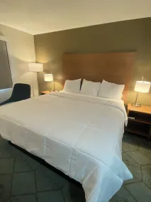 Baymont by Wyndham Oshkosh Airport - Chambre