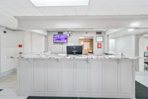 Red Roof Inn & Suites Fayetteville-Fort Bragg - Réception
