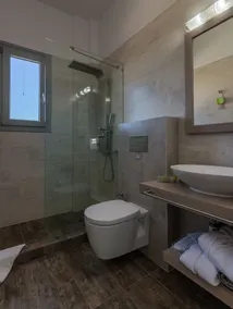 Olea Bay Hotel - Bathroom