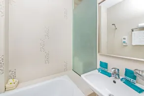 Hotel 81 Dickson - Salle de bain