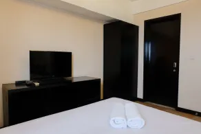 Homey and Spacious 3BR Apartment at Braga City Walk By Travelio - Zimmer