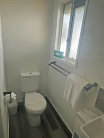 Ellis Beach Oceanfront Holiday Park - Bathroom