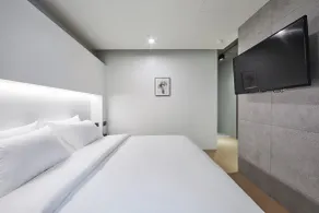 Hotel Intro - Room