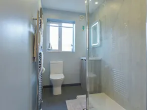 Meadow View Cottage - Bathroom