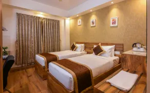 Kensington Suites - Room
