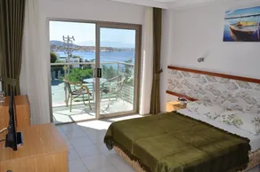 Gun-Ay Hotel - Room