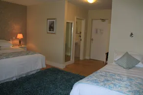 Lake House Hotel - Zimmer