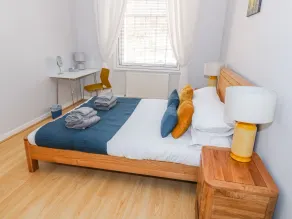 12 Keathbank Court - Habitación