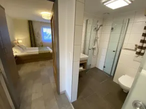 Privatzimmer und Ferienwohnungen Leeb - Zimmer
