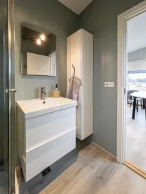 Sula Guesthouse - Bathroom