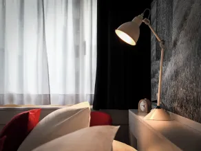 Home Swiss Hotel - Zimmer