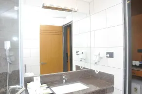 S R Continental - Salle de bain