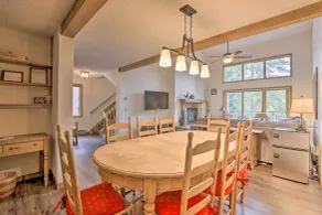Walk to Lift: Townhome w/ Shuttle in Breckenridge! - Innenbereich