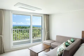 Kensington Resort Jeju Jungmun - Room