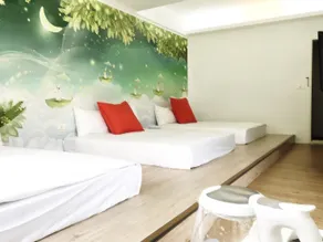 Live in the Happiness - Room