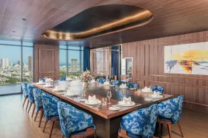TUI BLUE Han River - 10 Minutes from Da Nang Airport & 07 Minutes Walk to Dragon Bridge - Restaurant