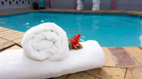 Broadway Tygervalley House - Pool