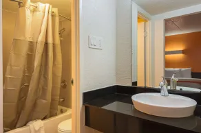 Motel 6-Garland, TX - Northeast Dallas - Salle de bain