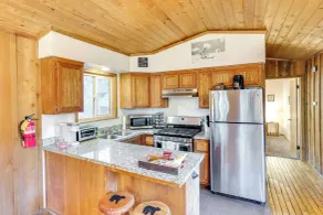Near Skiing & Hiking: Dog-friendly Big Bear Cabin - Interior