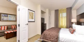 Staybridge Suites Houston West - Energy Corridor by IHG - Room