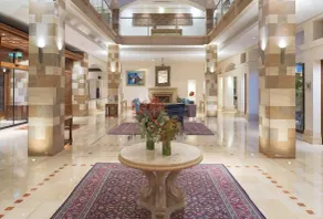 Columbia Beach Resort - Lobby
