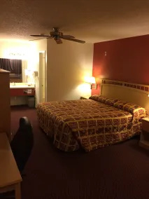 Value Inn & Suites - Chambre