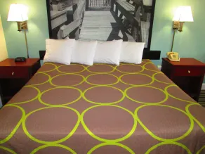 Super 8 by Wyndham Ft Walton Beach - Chambre