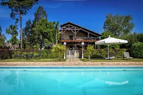 Hotel La Chaumiere - Pool