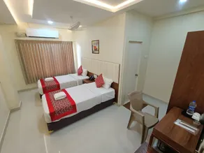 Sri Aswin Grand - Room