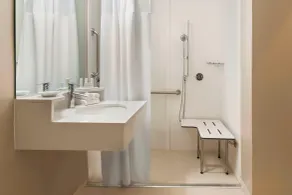 SpringHill Suites Indianapolis Carmel - Salle de bain