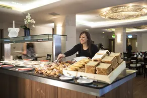 Academy Plaza Hotel - Habitación