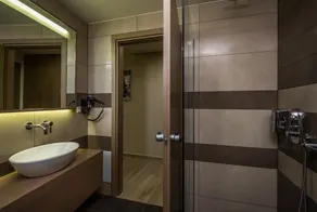 Renieris Hotel - Bad