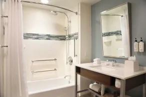 EVEN Hotel Alpharetta - Avalon Area by IHG - Salle de bain