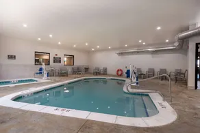 MainStay Suites Colorado Springs East - Medical Center Area - Pool