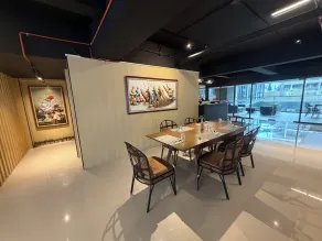 W9 Hotel and Resorts - Restaurant