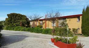Lake Bolac Motel - Interior entrance