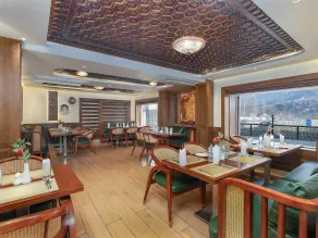 The Harmukh Hills - Restaurant