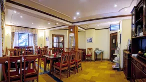 Tripli Hotels Le Royale, Shimla - Restaurant