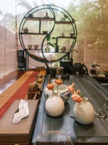 Yangshuo Mountain River Ballad Hotel - Free Yangshuo Train Station Pick Up and Drop Off - Lobby